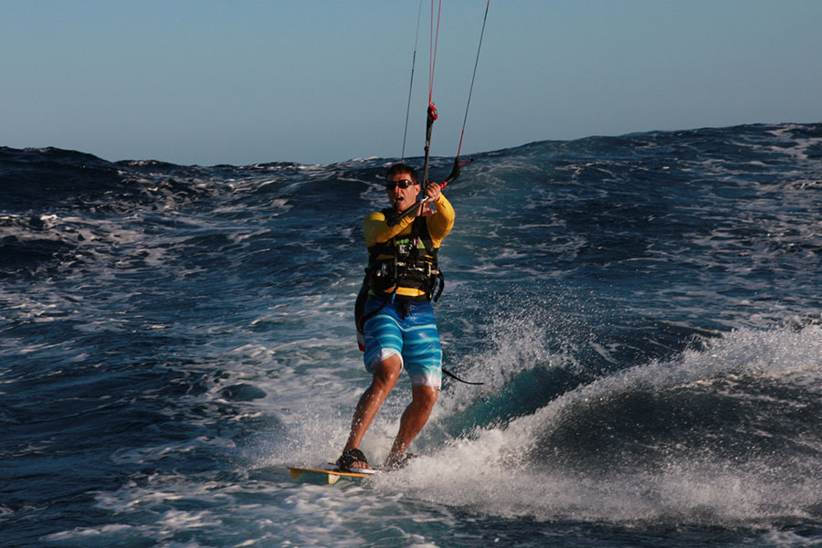 Lurio kitesurfing